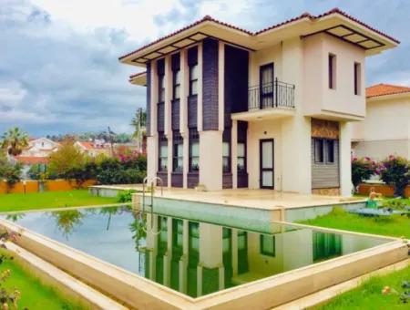 Luxusvilla  Zu Verkaufen In Dalyan Gülpinar Dv-10