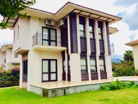 Dalyan Gülpınar'da Satılık Lüks Villa(Dv02)