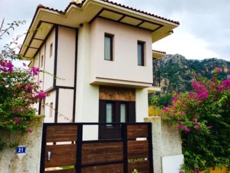 Dalyan Gülpınar'da Satılık Lüks Villa(Dv10)